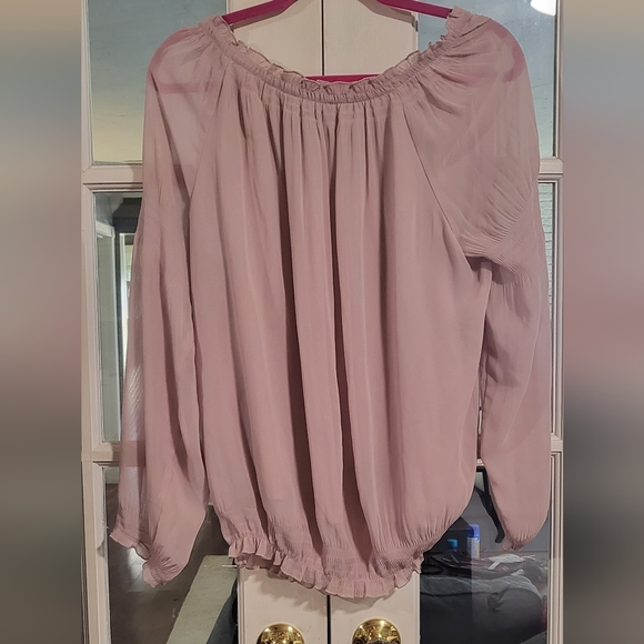 Top - Picture 2 of 4